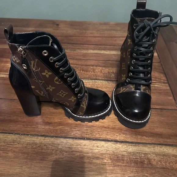 Louis Vuitton's Star Trail ankle boot Authentic Sassy and cute! - Picture 5 of 8